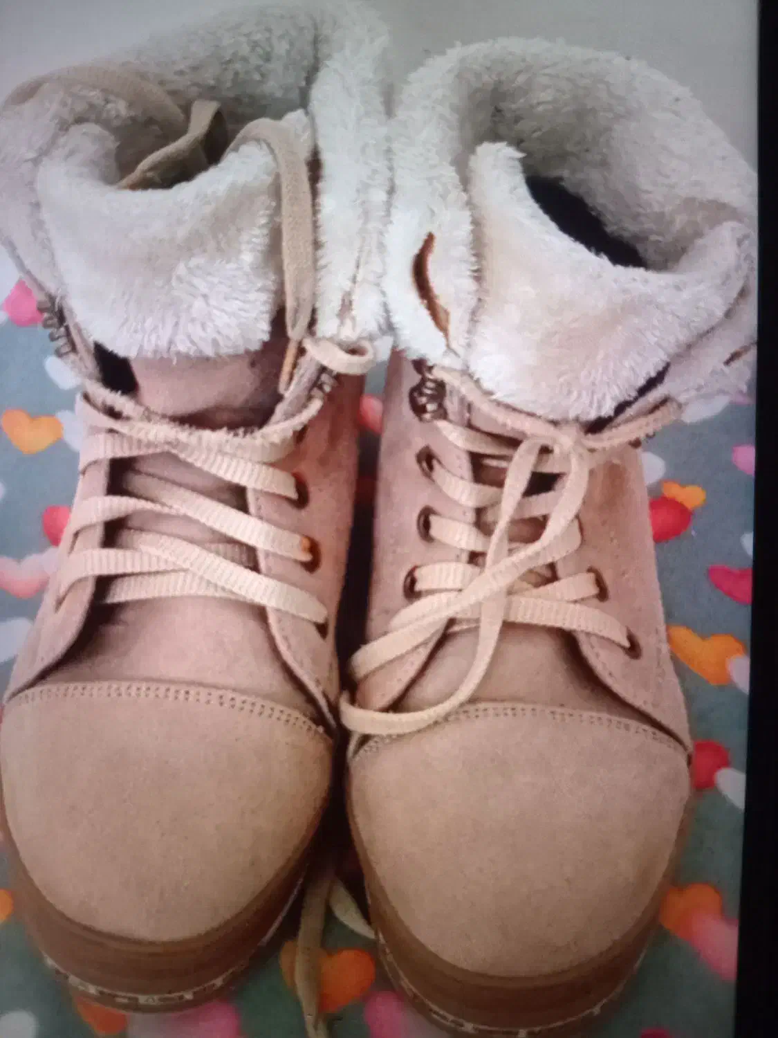 کالج پسرانه|کیف، کفش، کمربند|نیشابور, دارایی|دیوار