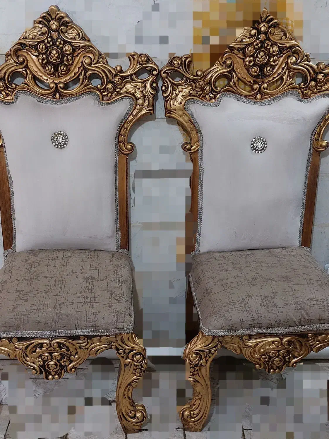 مبل سلطنتی با میز ودو عسلی در حد نو|مبلمان خانگی و میز عسلی|نهاوند, |دیوار