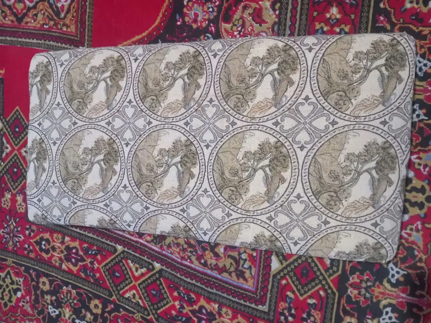 پشتی ترمه تمیز|پشتی|رفسنجان, |دیوار