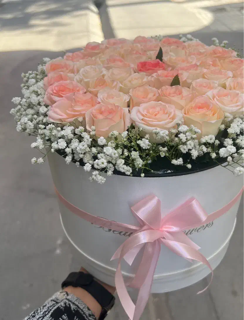 باکس گل رز هلندی دسته گل طبیعی شوک قیمت باورنکردنی|گل و گیاه طبیعی|مشهد, آزادشهر|دیوار