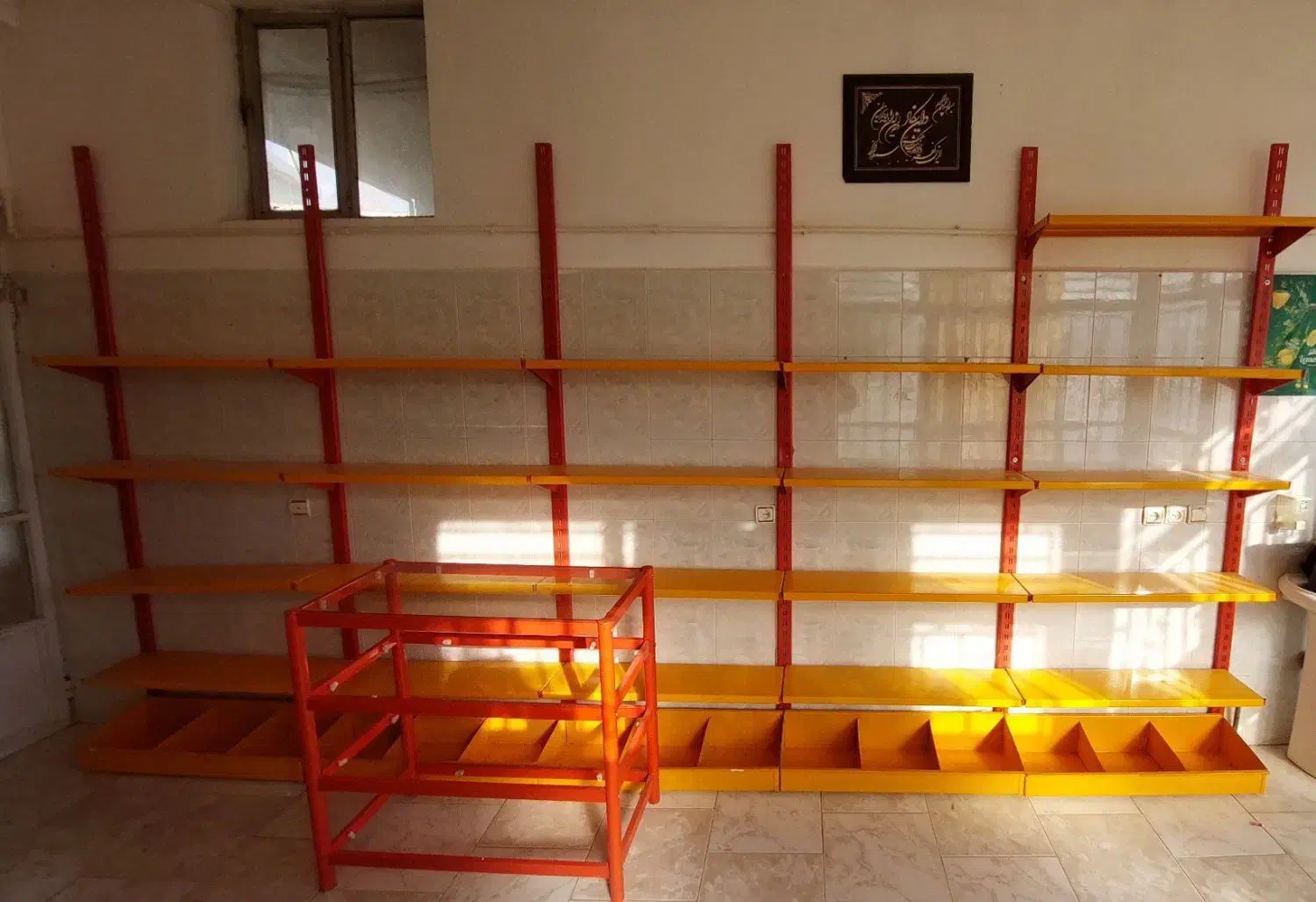 شلف دیواری|کتابخانه، شلف، قفسه‌های دیواری|بهار, |دیوار