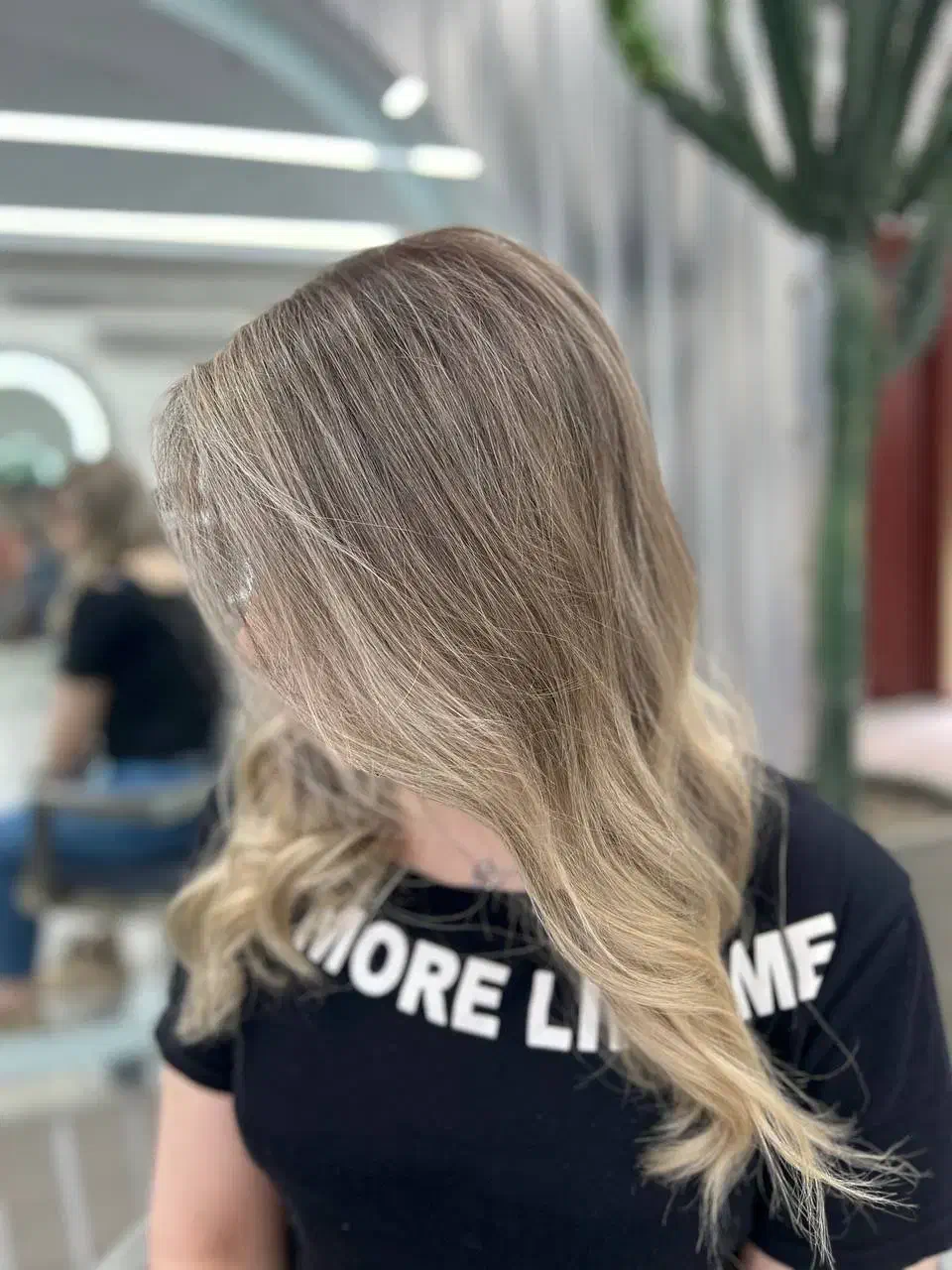 تخفیف۴۰درصدی رنگ و لایت تا اخرماه|خدمات آرایشگری و زیبایی|مشهد, جاهد شهر|دیوار