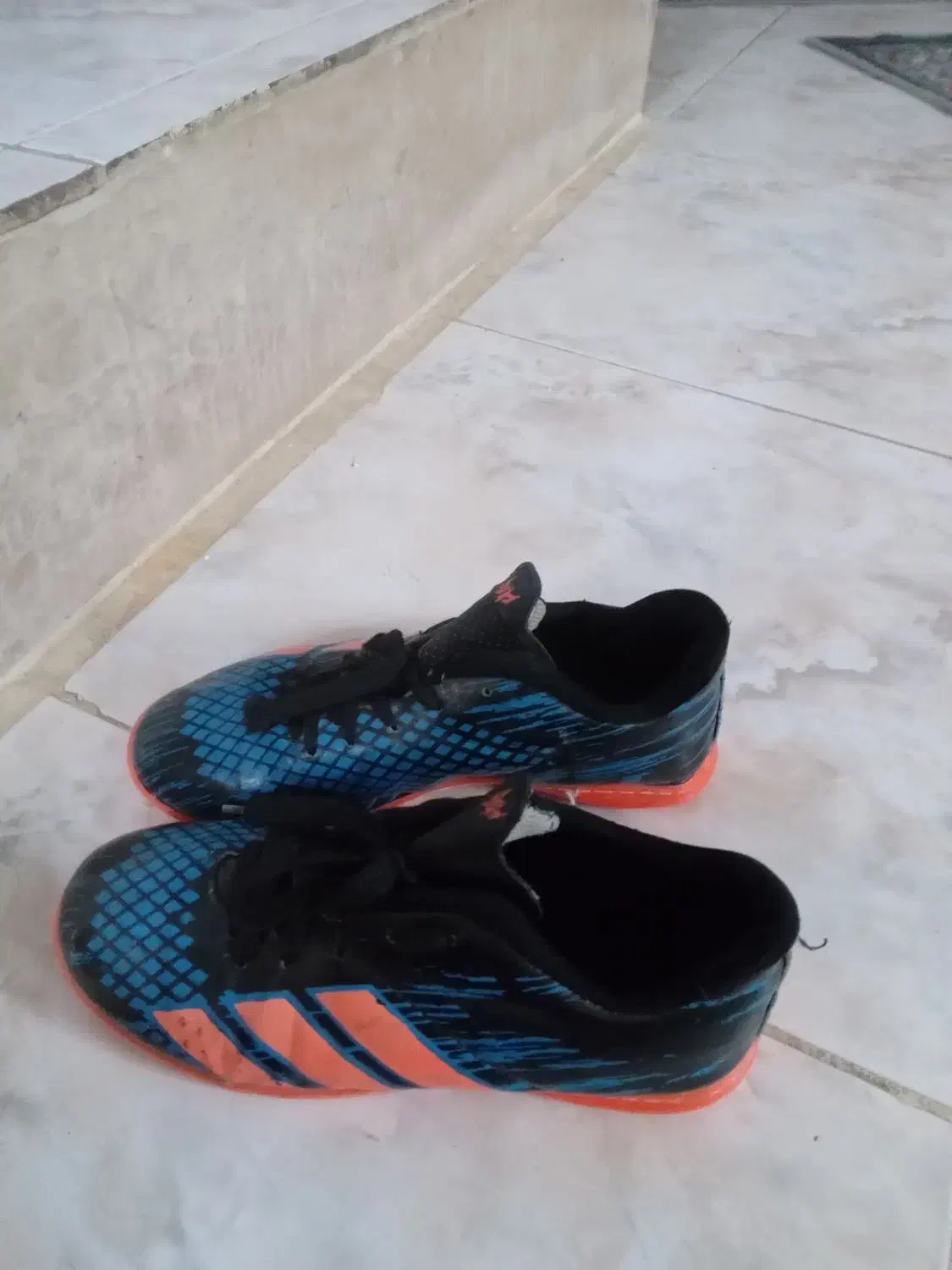 کفش سالن|تجهیزات ورزشی|شیروان (خراسان), |دیوار