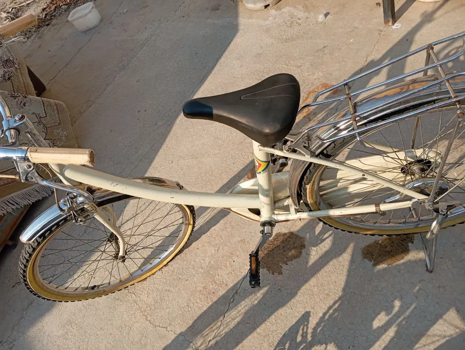 دوچرخه قناری سایز ۲۴کلکسیونی|دوچرخه، اسکیت، اسکوتر|تهران, تهرانسر شمالی|دیوار