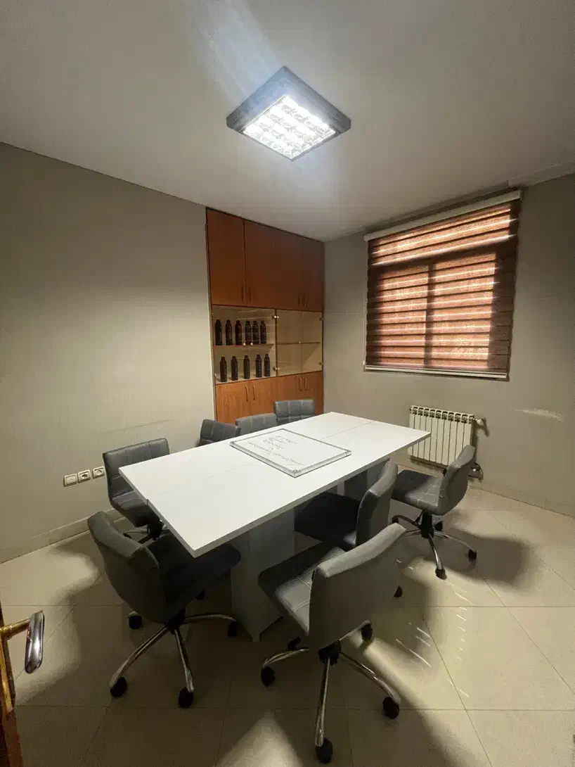 اداری ۹۷ متر سه خواب بازسازی شده|فروش دفتر کار، اتاق اداری، مطب|تهران, یوسفآباد|دیوار