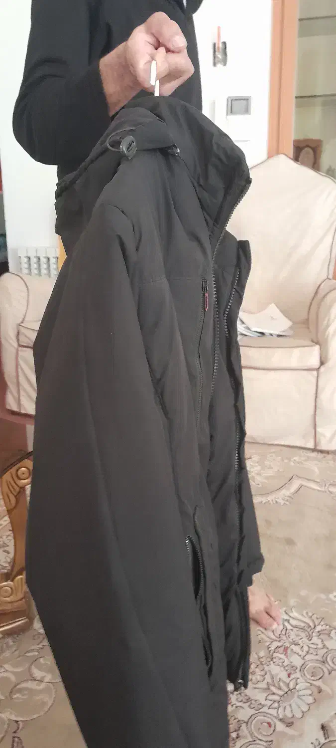 کاپشن کلاه دار|لباس|اصفهان, سرچشمه|دیوار