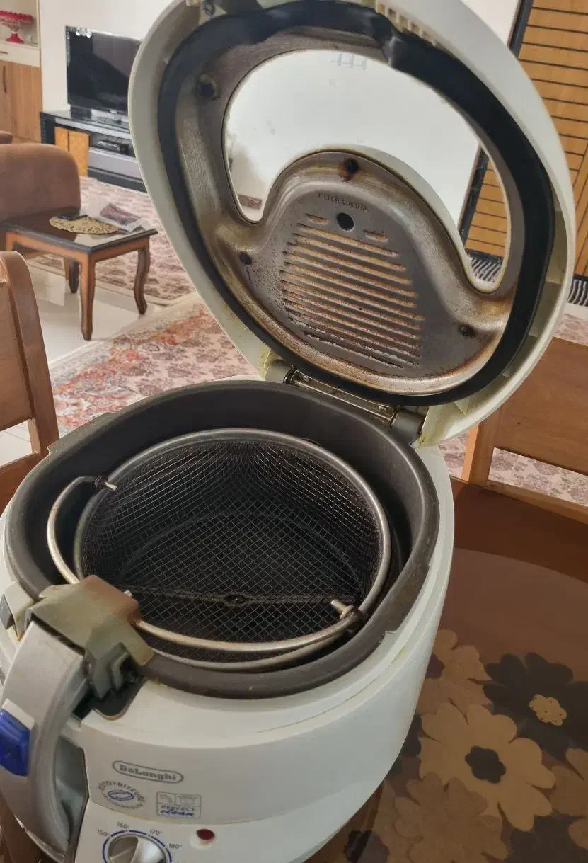 سرخ کن و 4 عدیس ماهی خوری استیل  قدیمی|اجاق گاز و لوازم برقی پخت‌وپز|کرج, برغان|دیوار