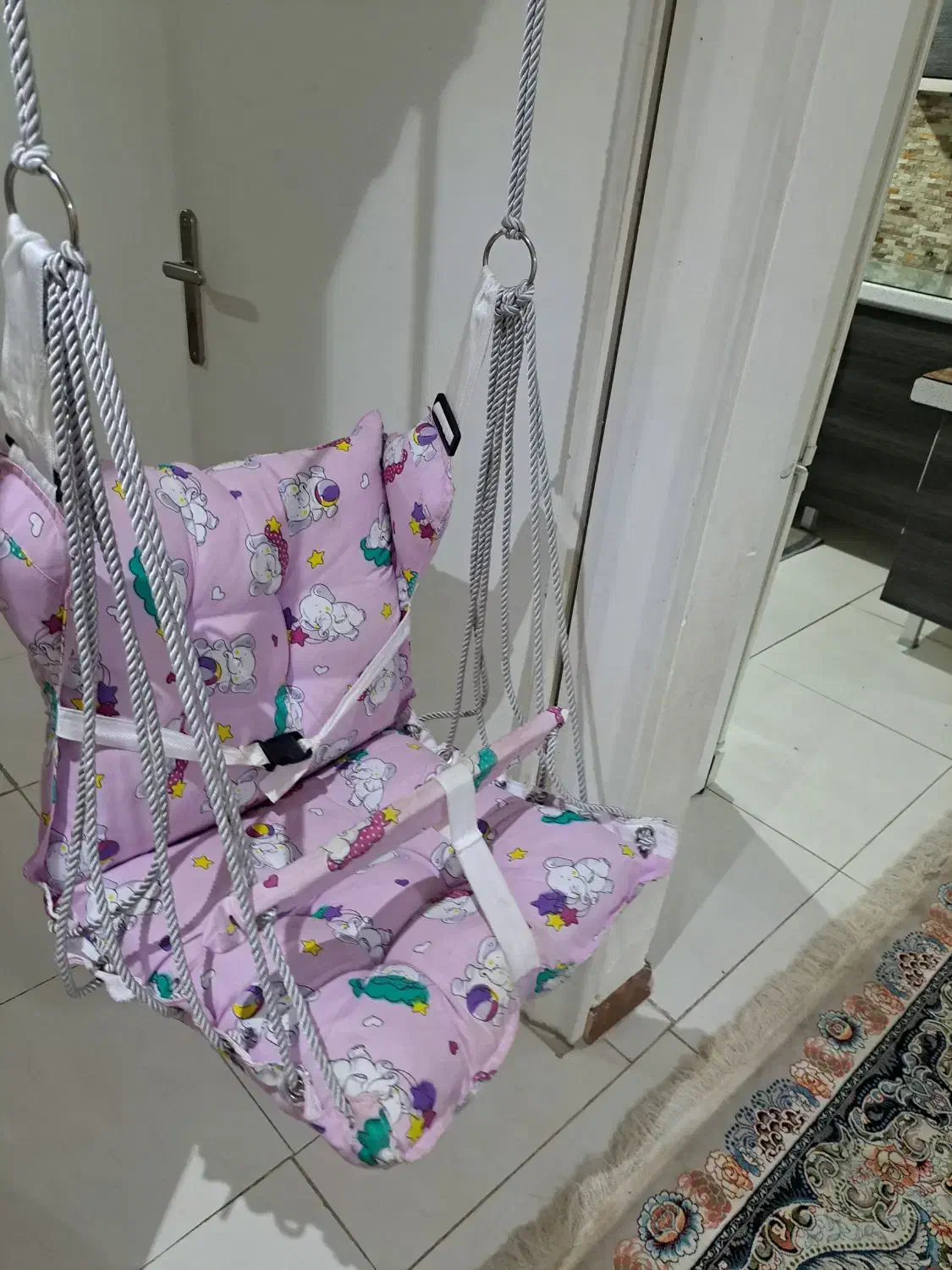 تاب بچه|اسباب و اثاث بچه|بومهن, |دیوار