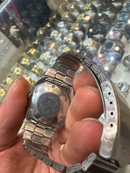 سیکو ۵ چارگوش خاص|ساعت|شیراز, شاهچراغ|دیوار