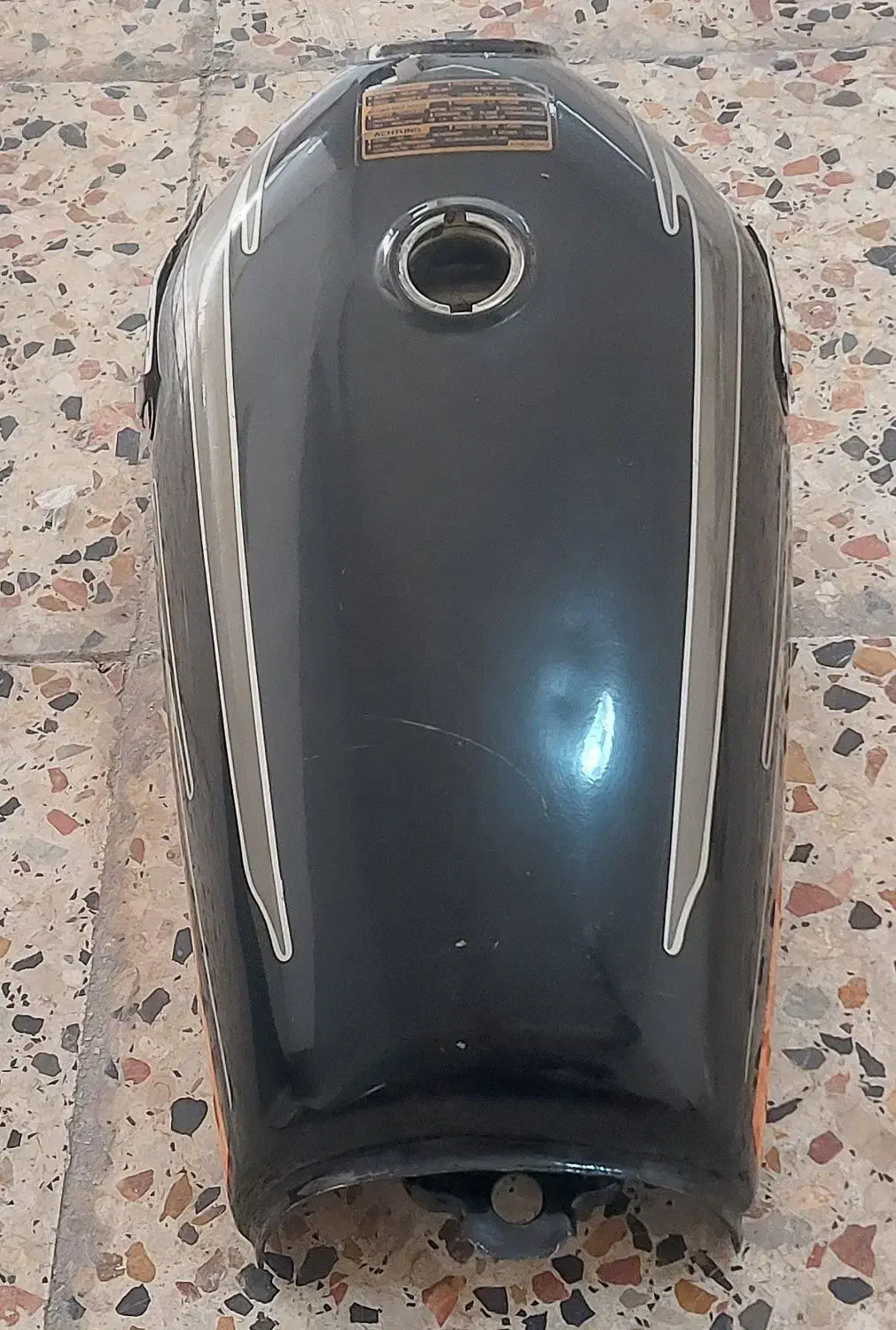 باک زین|قطعات یدکی و لوازم جانبی|رشت, عینک|دیوار