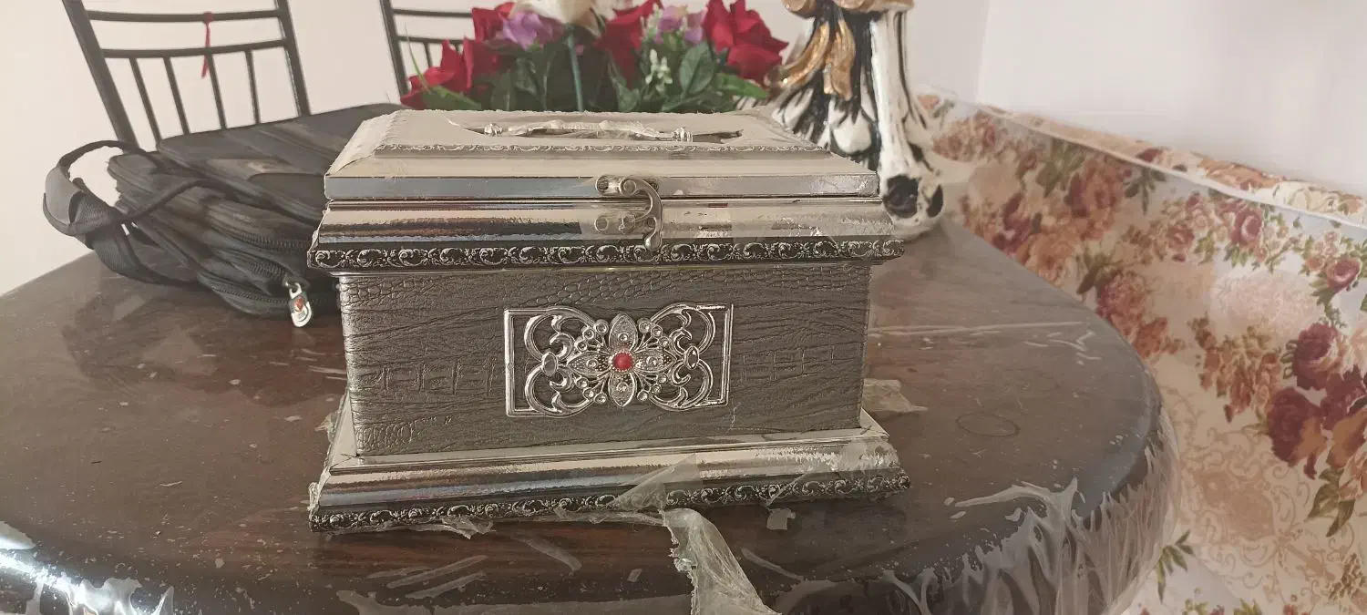 جعبه آرایشی|آرایشی، بهداشتی، درمانی|مراغه, |دیوار