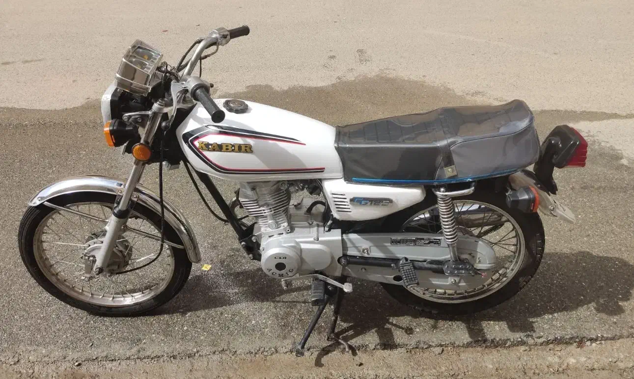 دوعدد متور مزایده 89 و 84 دونه ای 25 میلیون مقطوع|موتورسیکلت|سقز, |دیوار