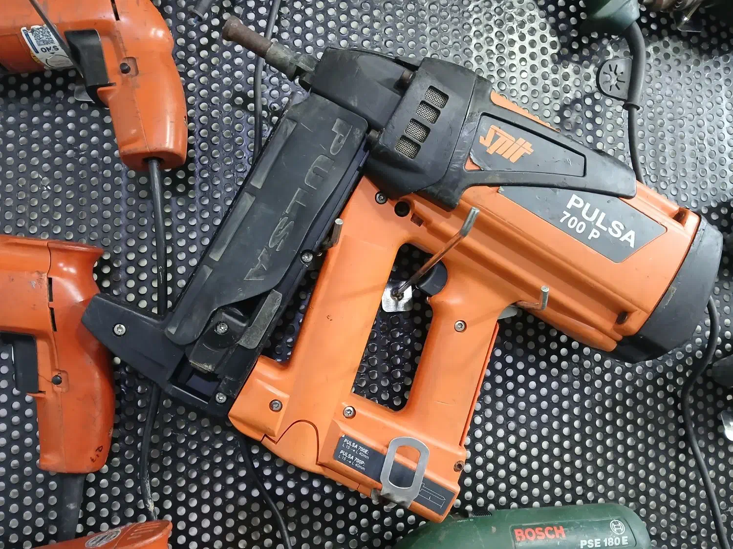 میخکوب بتن گازی|ابزارآلات|اهواز, فرهنگ شهر|دیوار