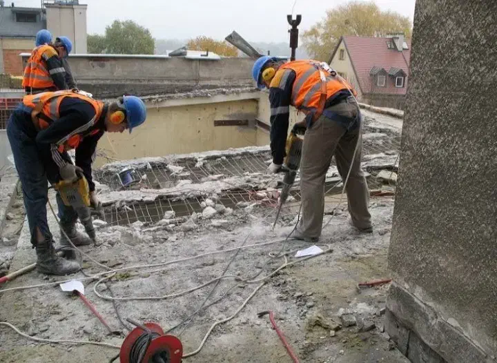 تخریب ساختمان|خدمات پیشه و مهارت|صحنه, |دیوار