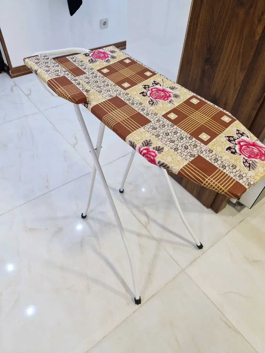 میز اتو|اتو و لوازم اتو|شهرکرد, |دیوار