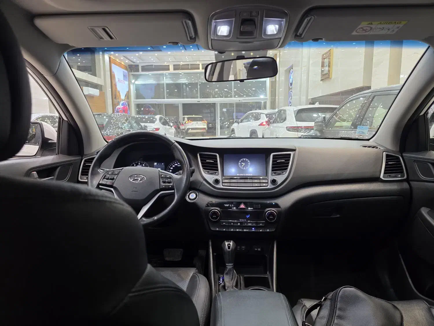 هیوندای توسان ۲۰۱۷|خودرو سواری و وانت|شاهین‌شهر, گزبرخوار|دیوار