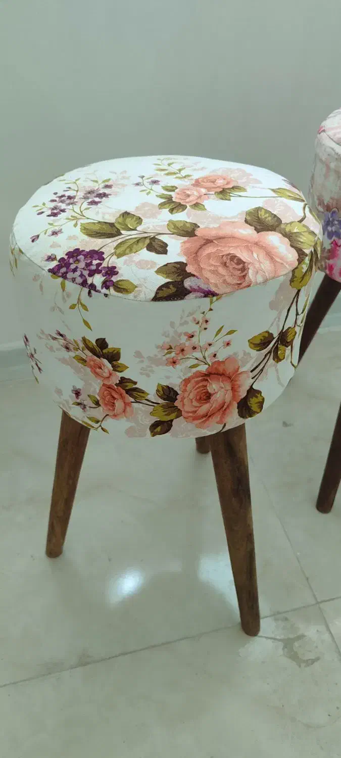 پاف کاملا نو|صندلی و نیمکت|لاهیجان, گلستان|دیوار