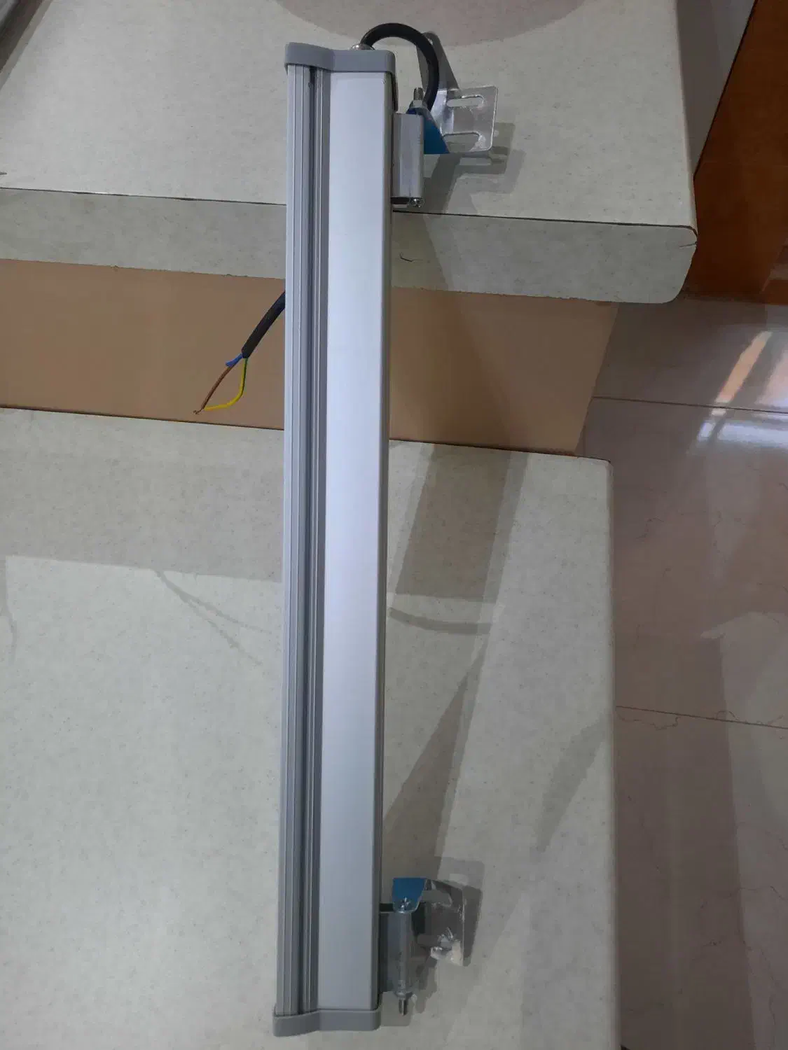 لامپ.پایه دارسبز|لامپ و چراغ|پاکدشت, پاکدشت (مامازند)|دیوار