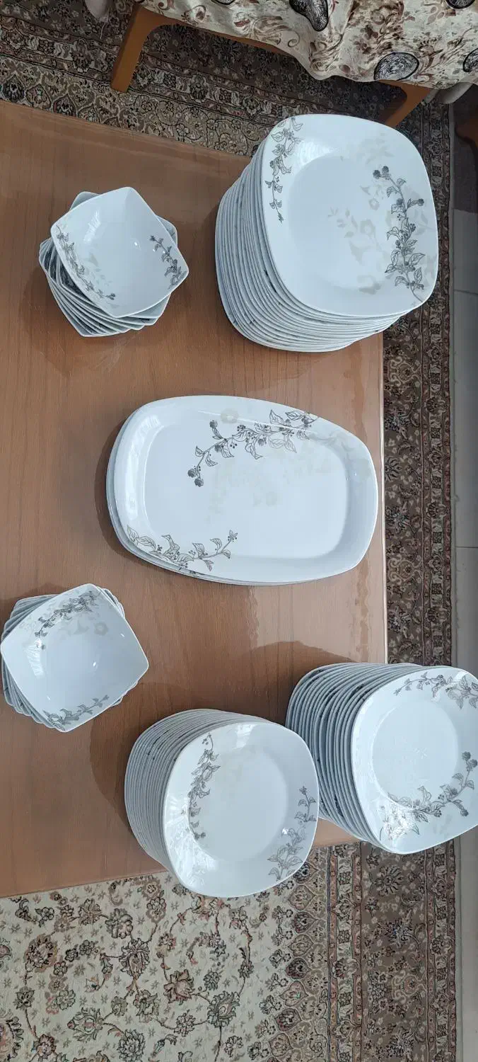 سرویس چینی درجه یک پردیس|ظروف سرو و پذیرایی|گلستان (تهران), |دیوار