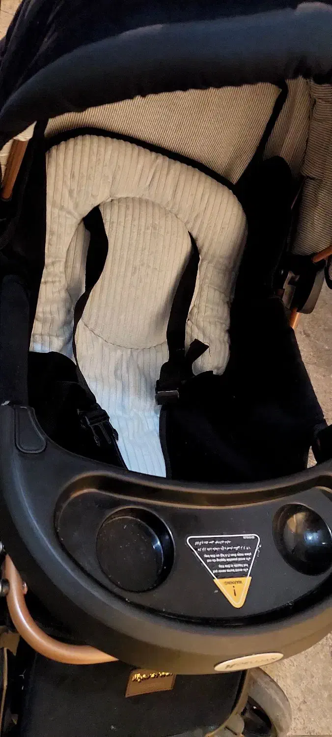 کالسکه و کریر دلیجان نو|کالسکه و لوازم جانبی|رودهن, |دیوار