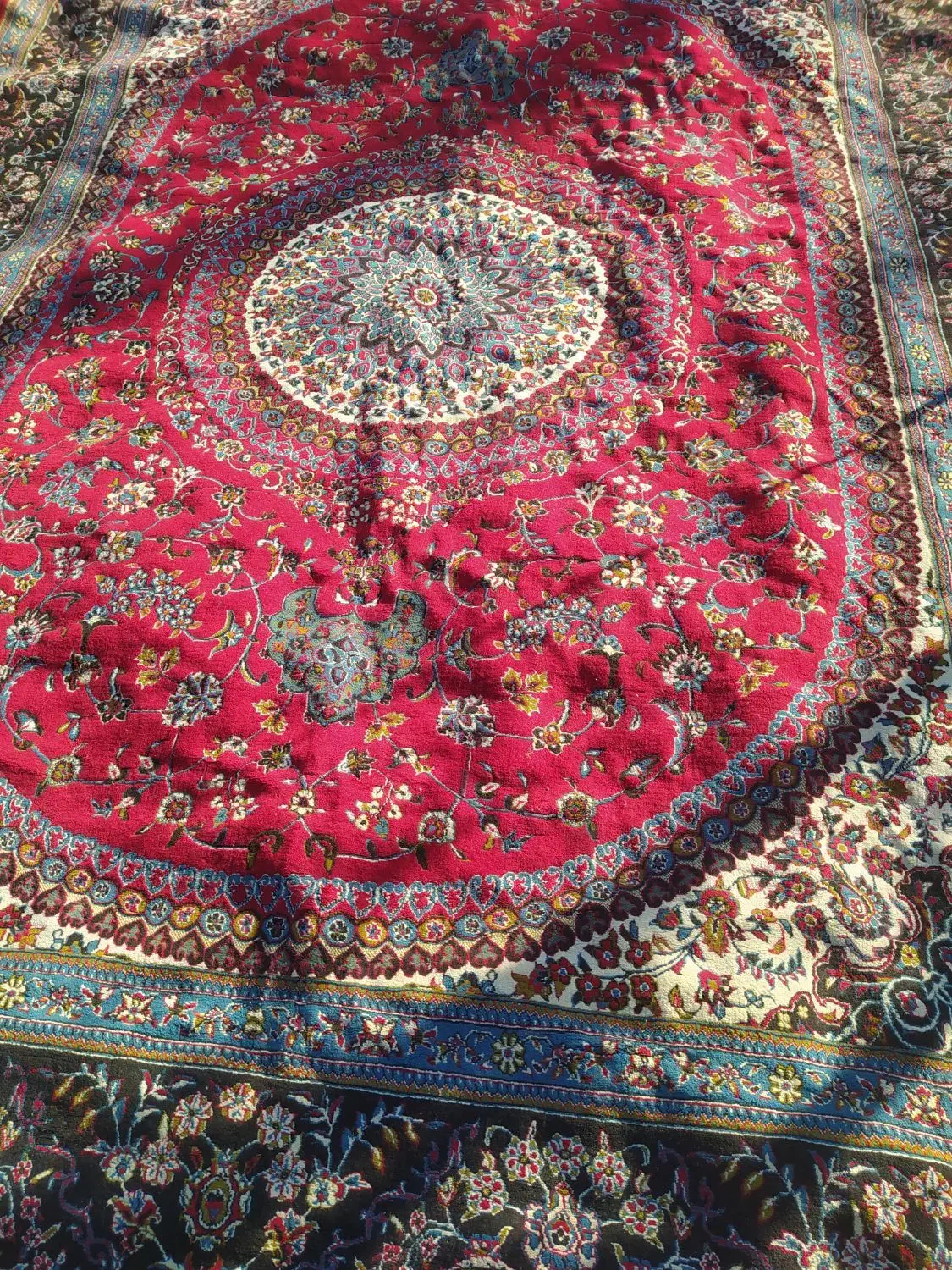 دو عدد فرش دست دوم|فرش|میاندوآب, |دیوار