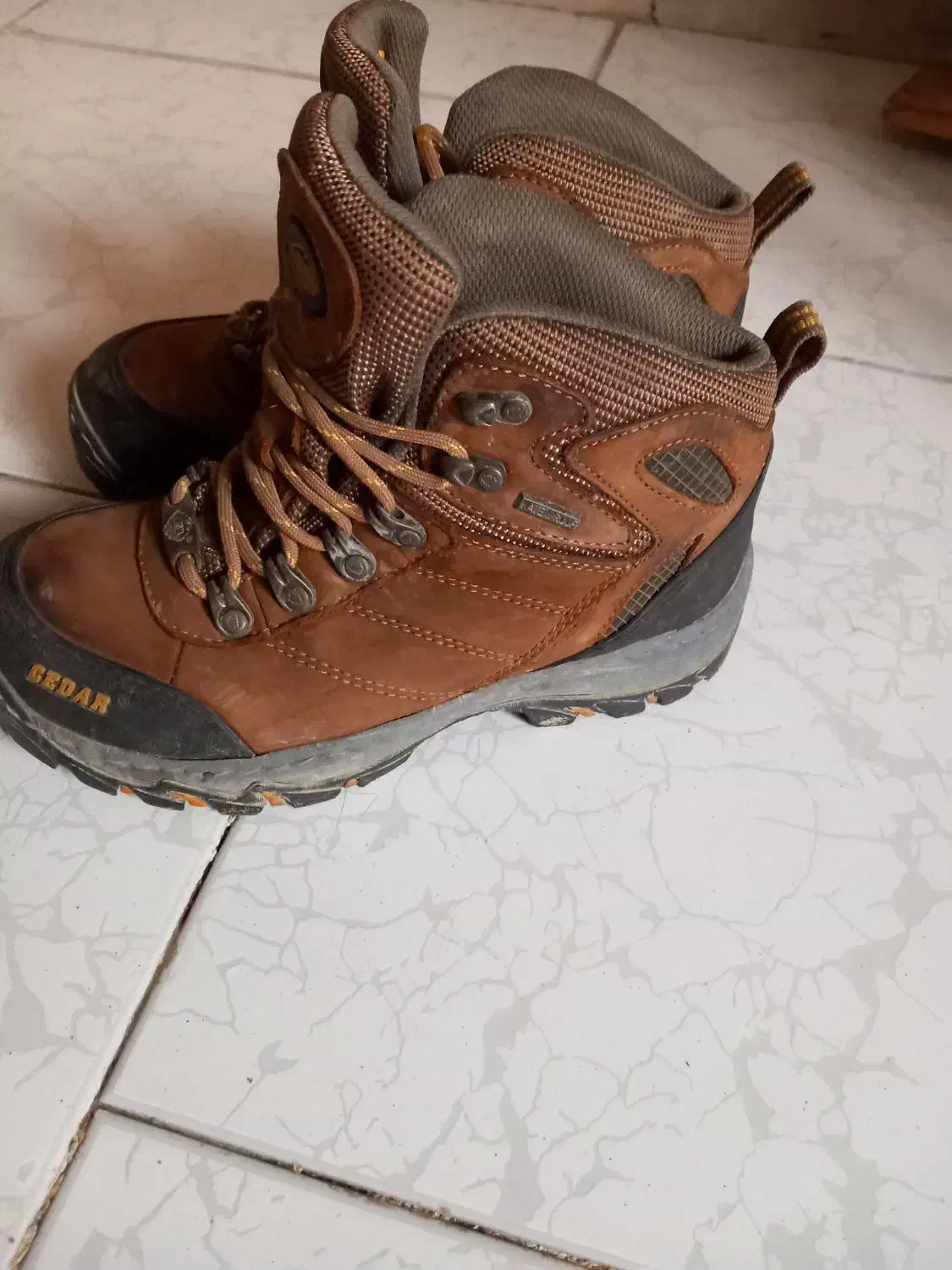 پوتین پسرانه درحدنو|کیف، کفش، کمربند|اسلام‌شهر, شهرک قائمیه|دیوار