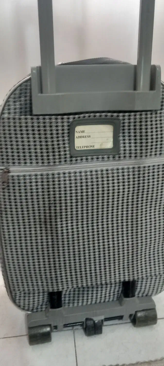 چمدان|کیف، کفش، کمربند|پیشوا, |دیوار