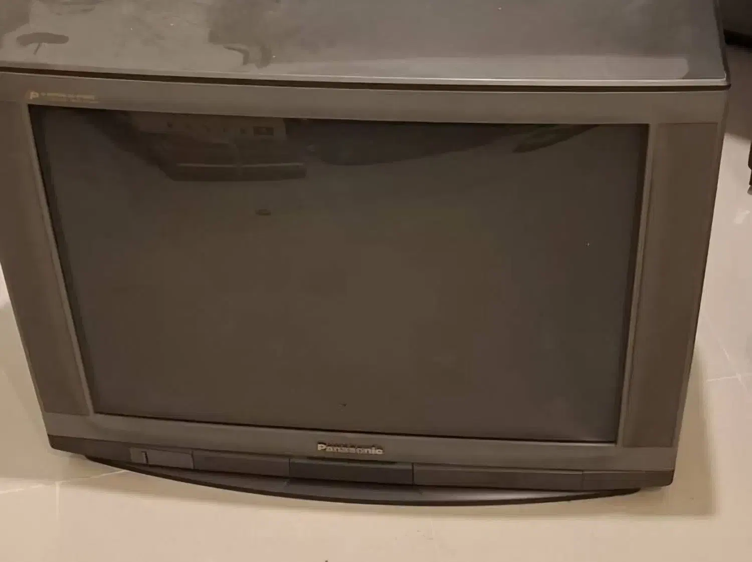 نوستالژی ترین 30اینچ|تلویزیون و پروژکتور|اصفهان, باغ دریاچه|دیوار