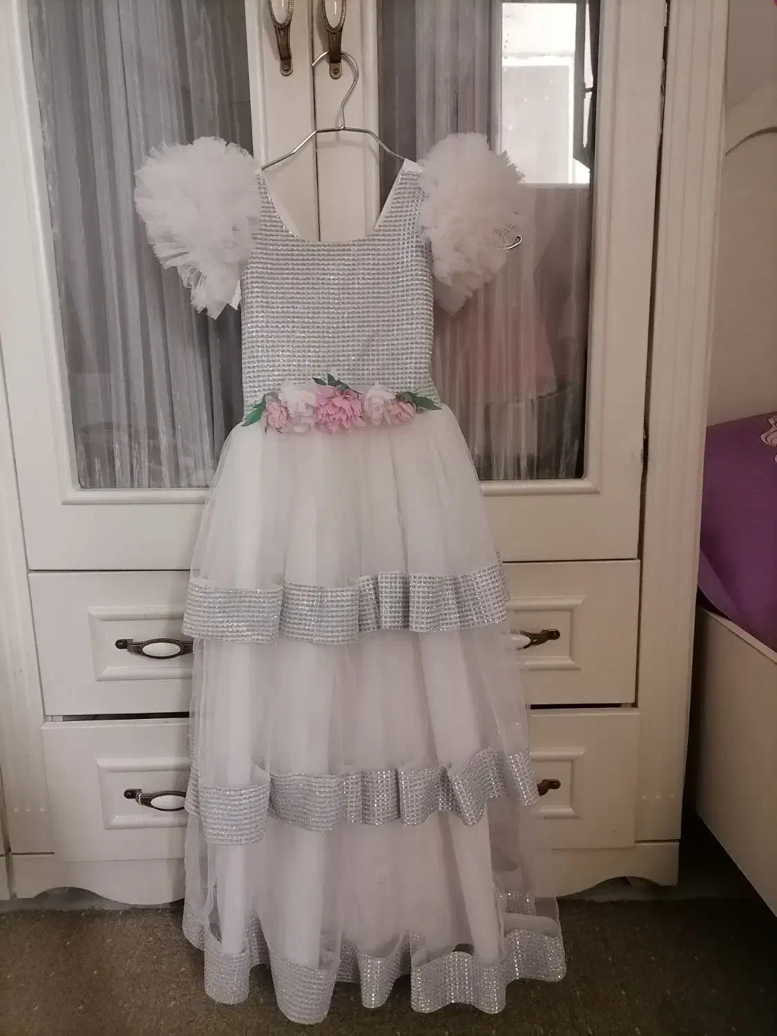 لباس دخترانه|کفش و لباس بچه|مشهد, کارمندان دوم|دیوار