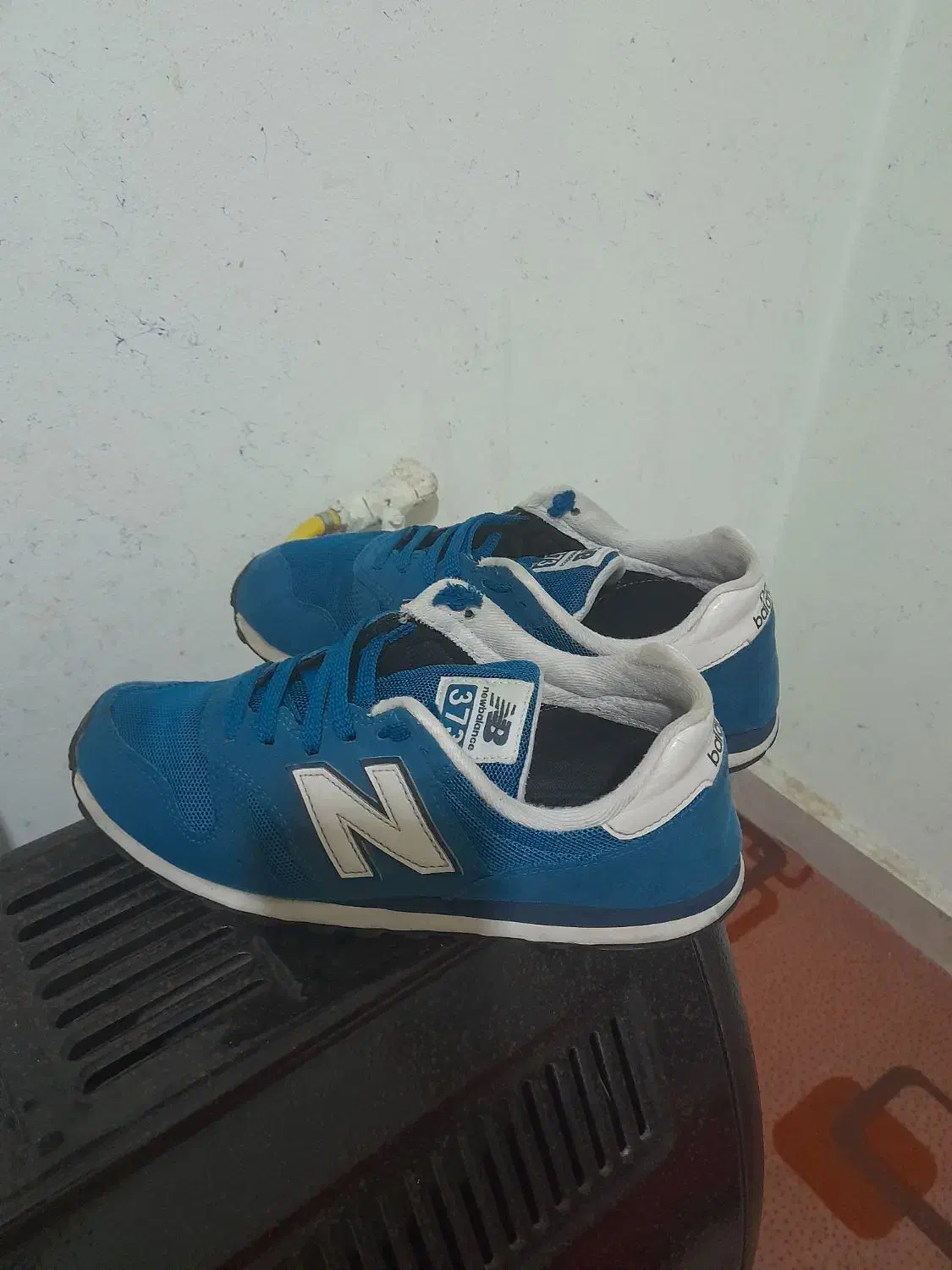 نیوبالانس معاوضه با41|کیف، کفش، کمربند|شیراز, محراب|دیوار