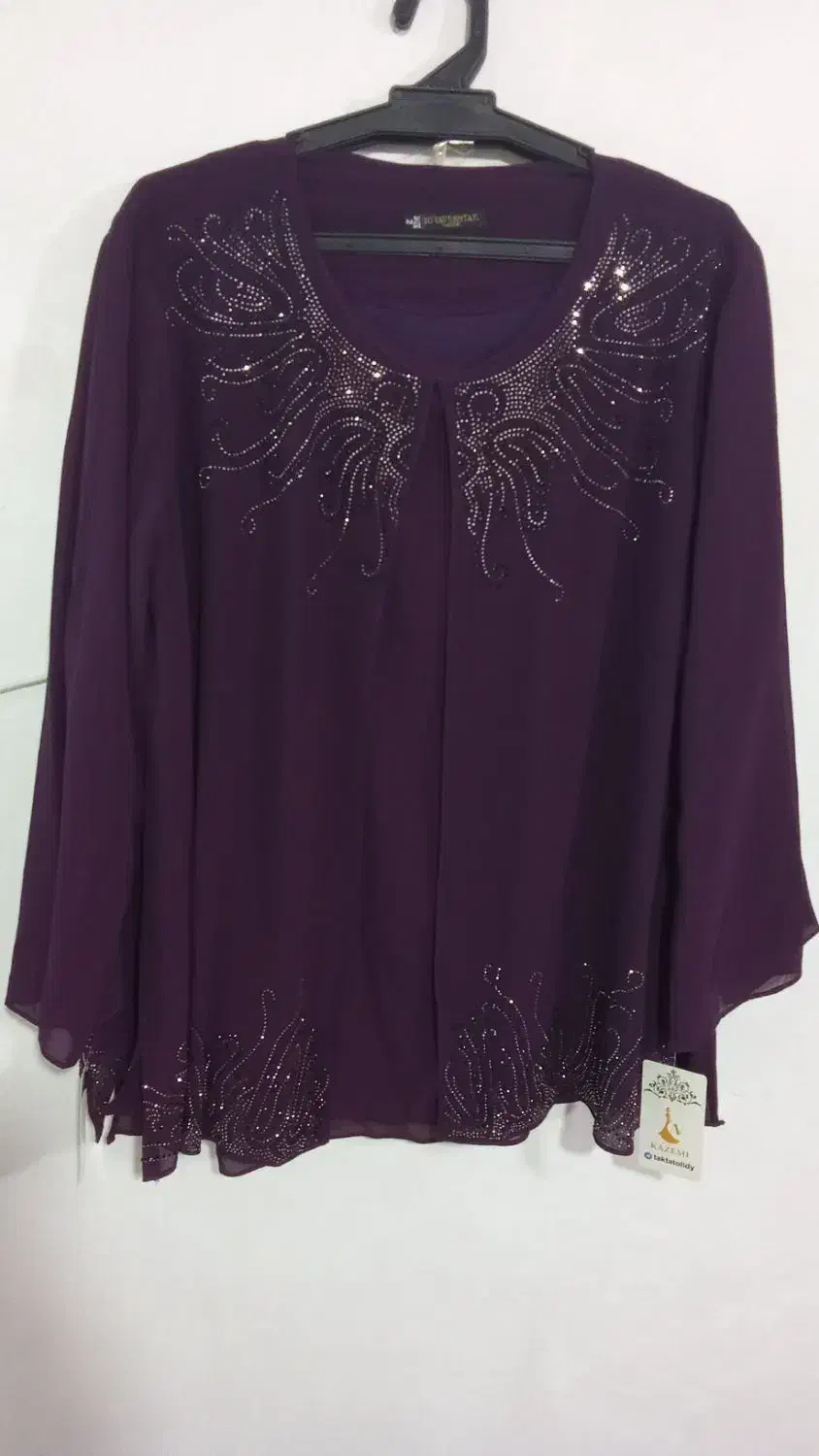 به علت جمع کردن مغازه لباس ها به فروش میرسد|لباس|بناب, |دیوار