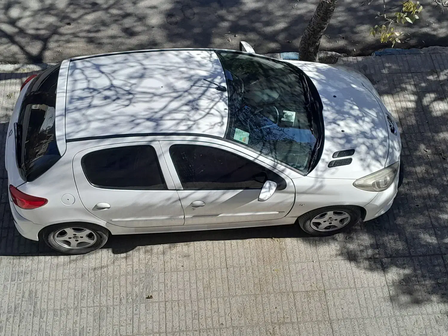 ماشین ۲۰۷ t5|خودرو سواری و وانت|هرسین, |دیوار