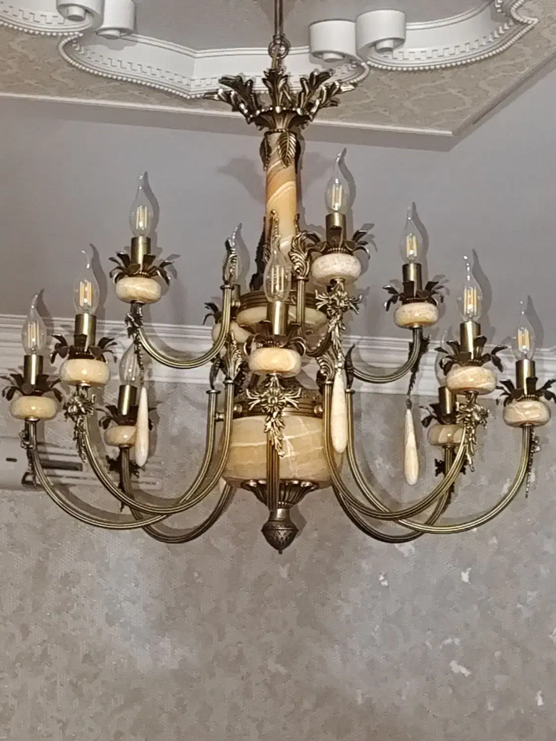 لوستر تمام برنج وسنگ طبیعی مرمر اصل|لوستر و چراغ آویز|سمنان, |دیوار