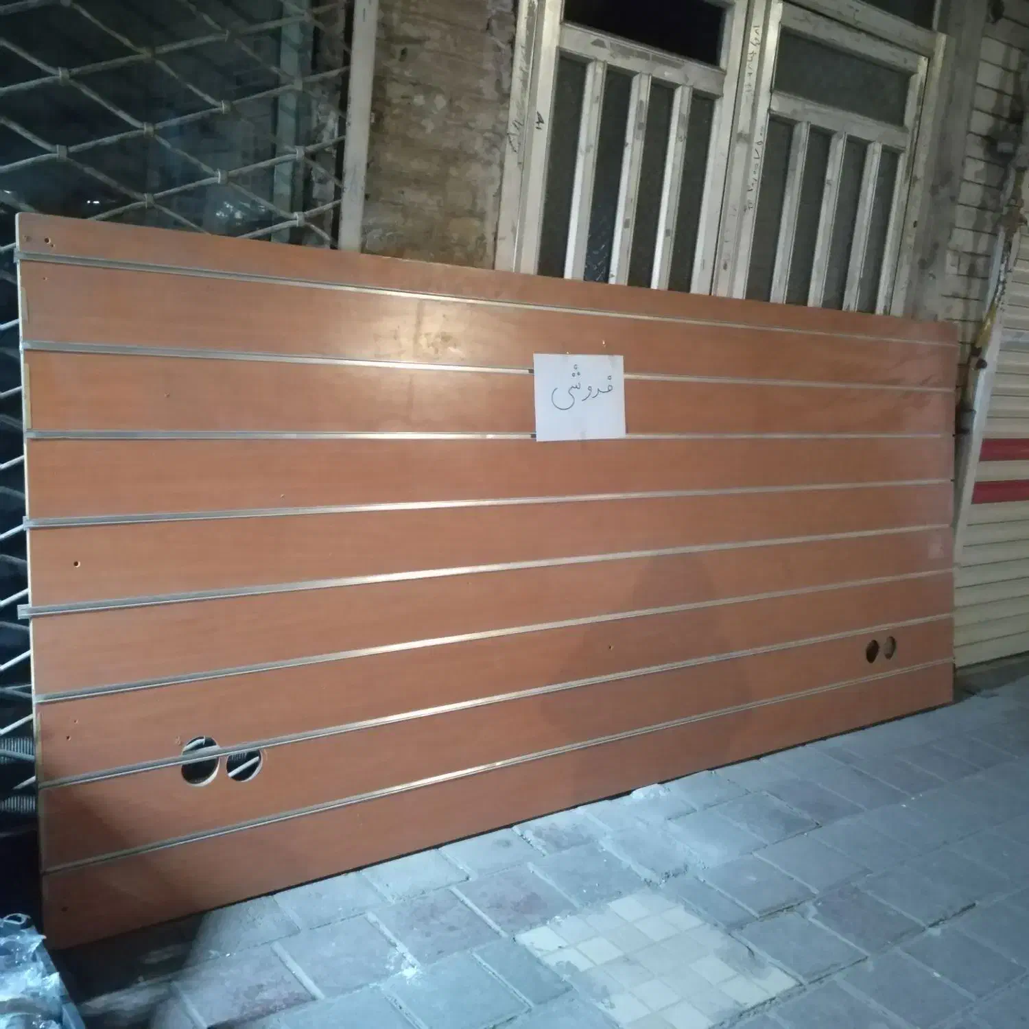 تخته رگال کفش ریلی|کتابخانه، شلف، قفسههای دیواری|نیشابور, فردوسی جنوبی|دیوار