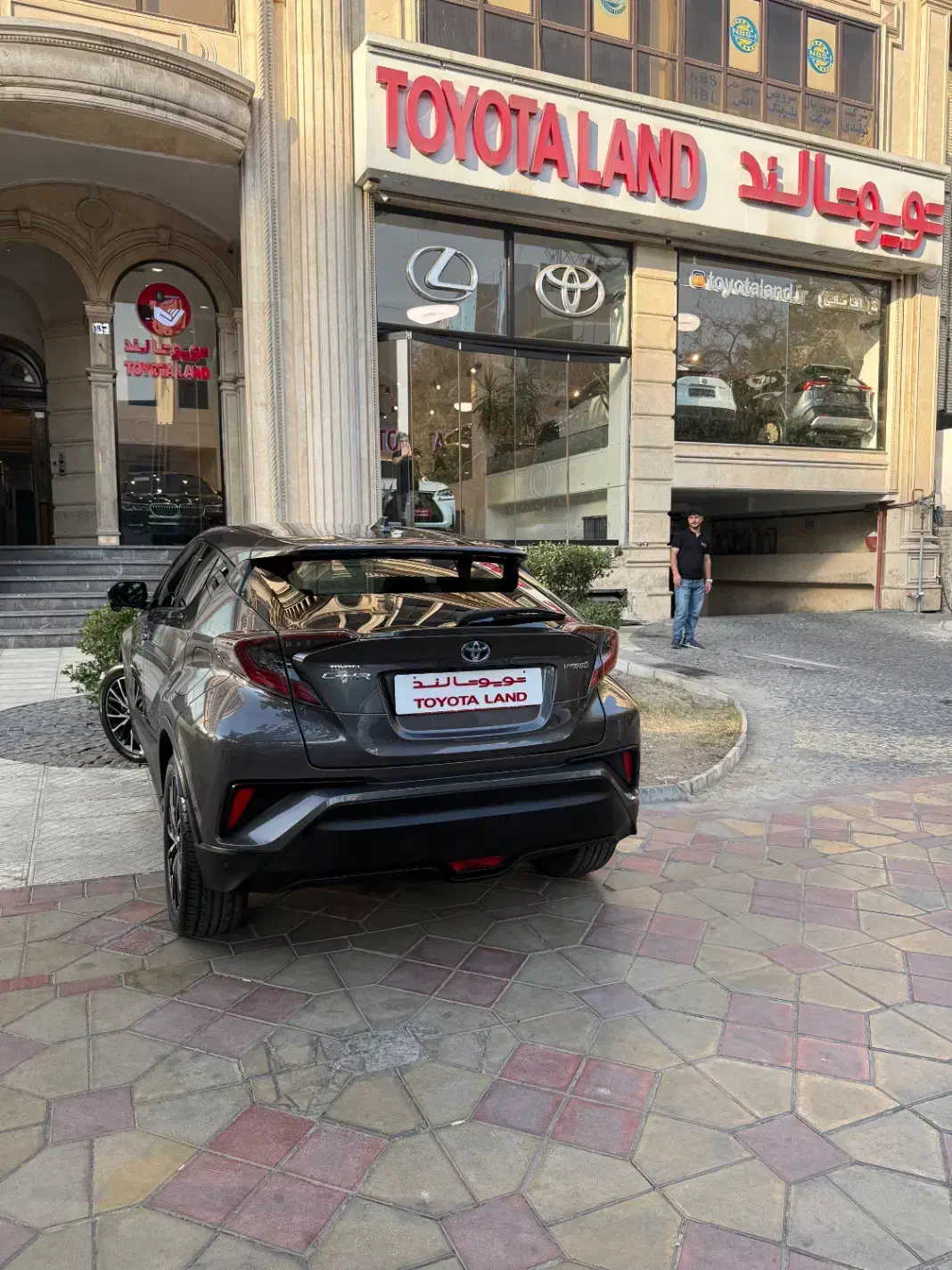 تویوتا CHRمدل۲۰۱۸|خودرو سواری و وانت|تهران, عباس‌آباد|دیوار