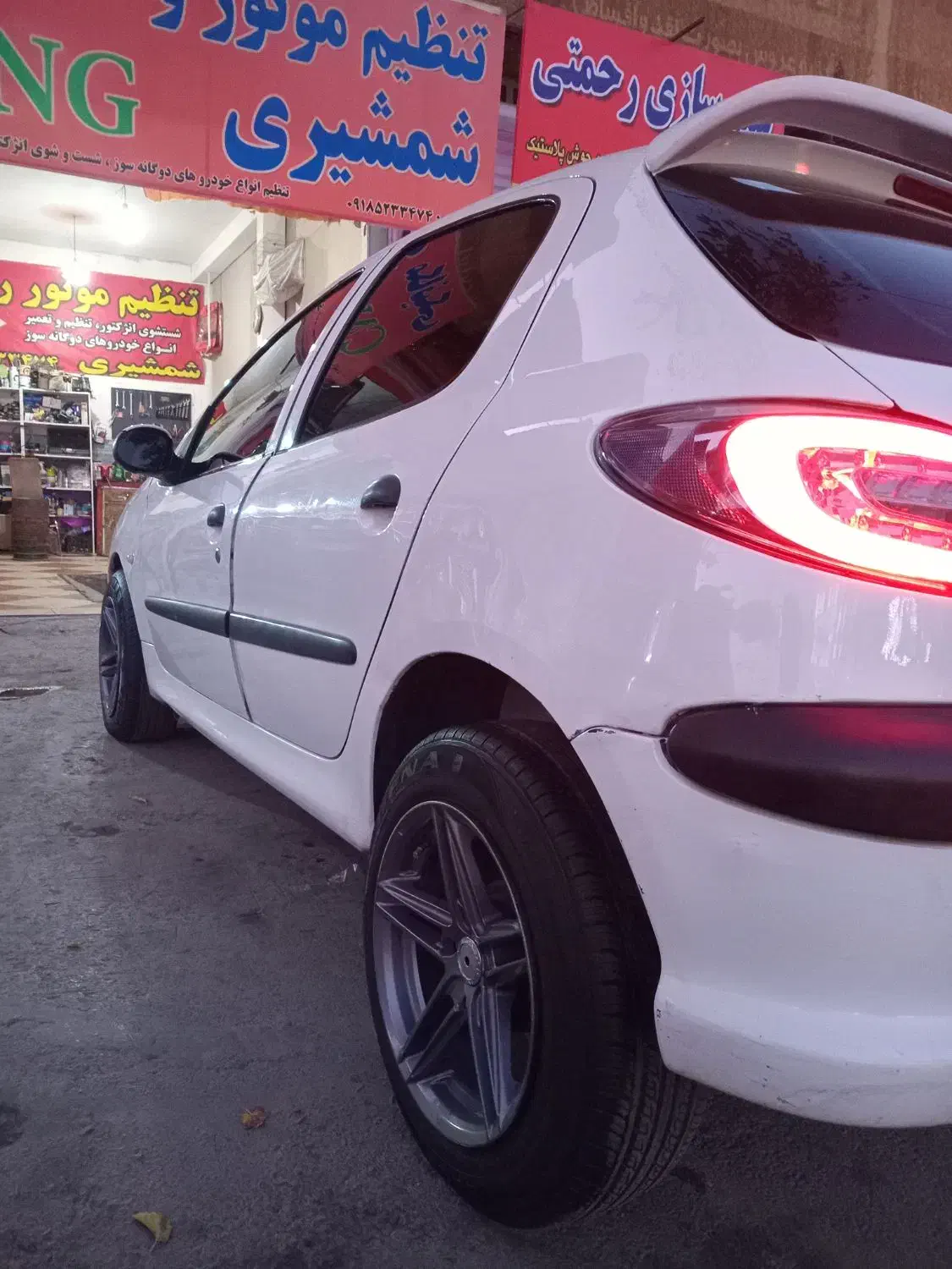 پژو۲۰۶|خودرو سواری و وانت|آشتیان, |دیوار