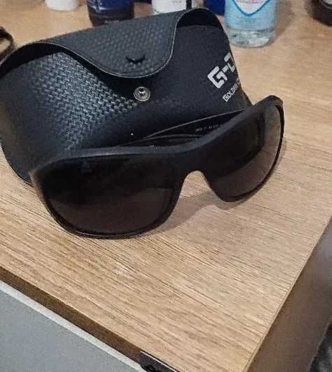 عینک آفتابی|زیورآلات و اکسسوری|دوگنبدان, |دیوار