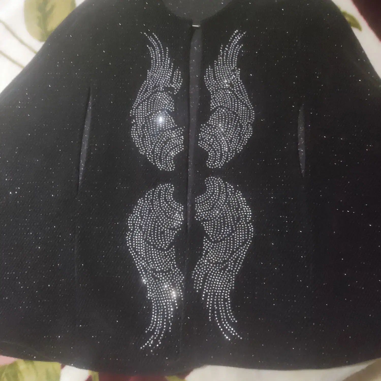 شنل پاییزی|لباس|مشهد, کوشش|دیوار