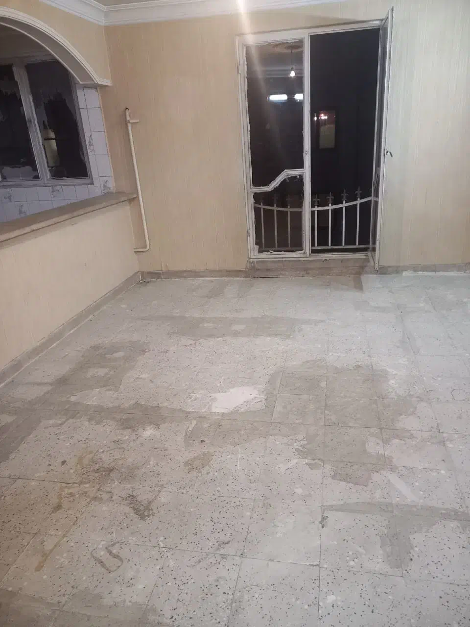 اپارتمان ۵۴ متری خوش نقشه غرق نور