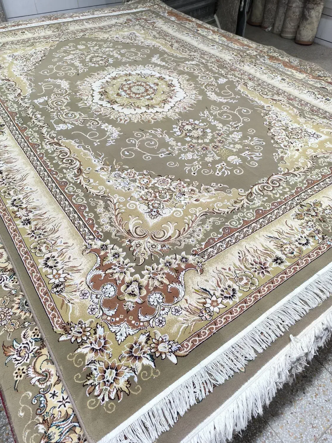 یک جفت فرش ۹ متری ، کاملاً سالم ، نخ اصلی|فرش|اصفهان, قائمیه|دیوار