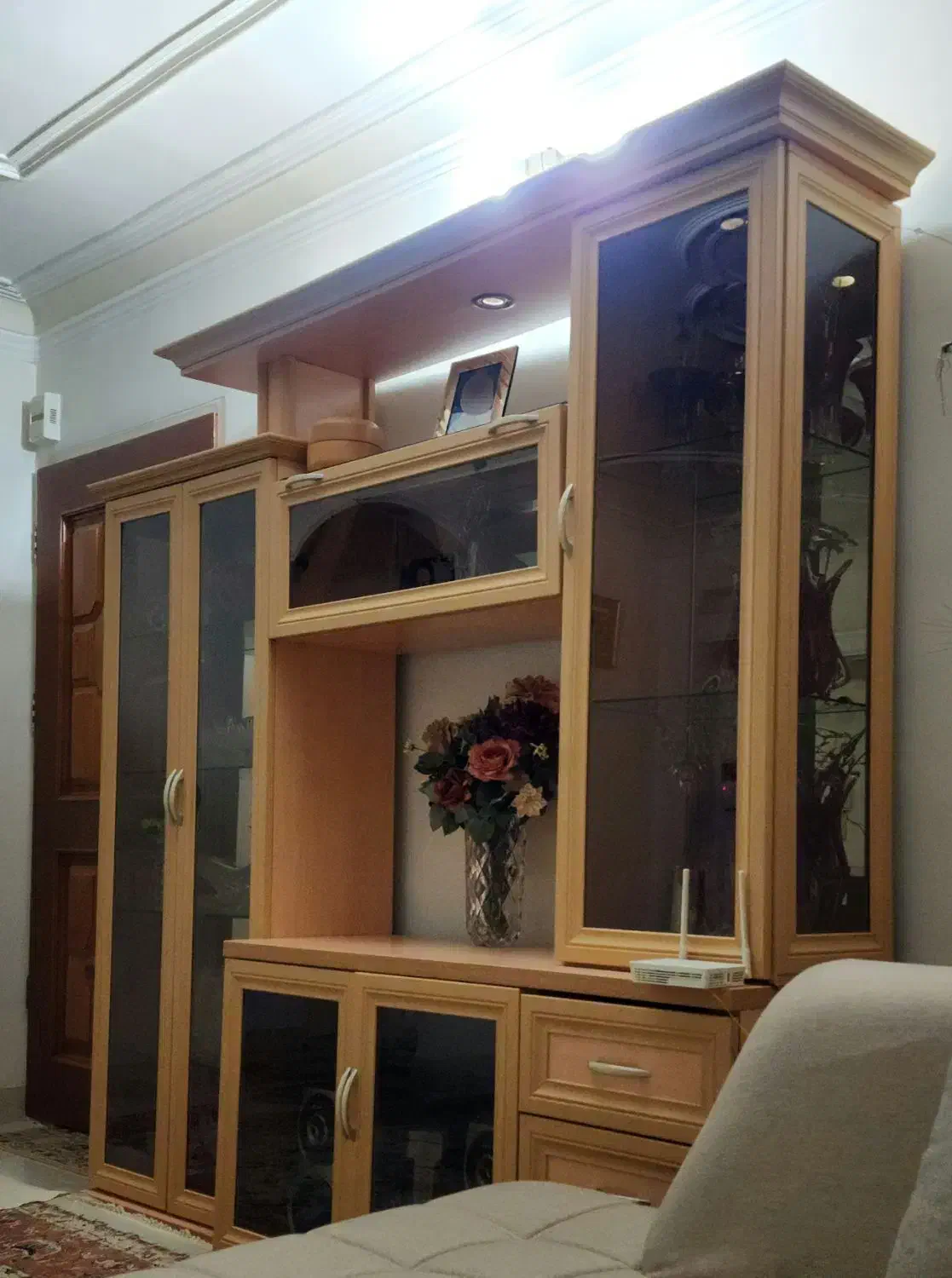 میز تلویزیون و ویترین چوبی (ست کامل)|بوفه، ویترین، کنسول|رشت, منظریه|دیوار