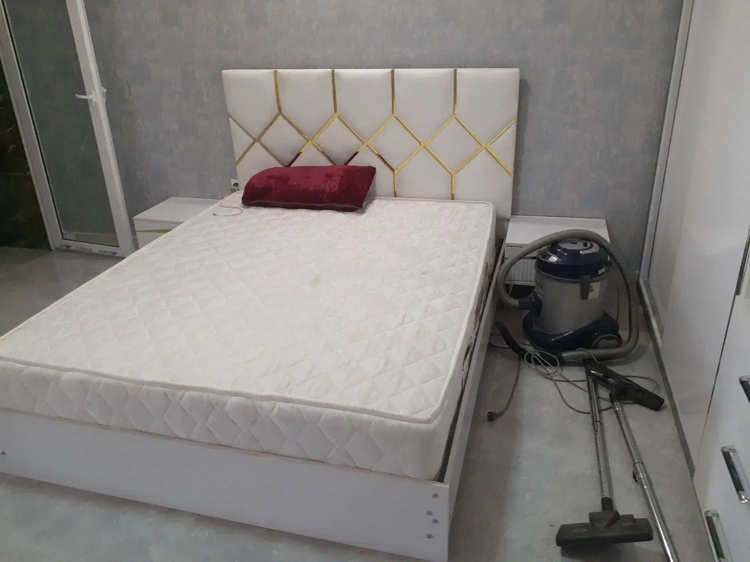 تولید انواع چوپ‌ بابهترین جنس|تخت و سرویس خواب|حبیب آباد, |دیوار