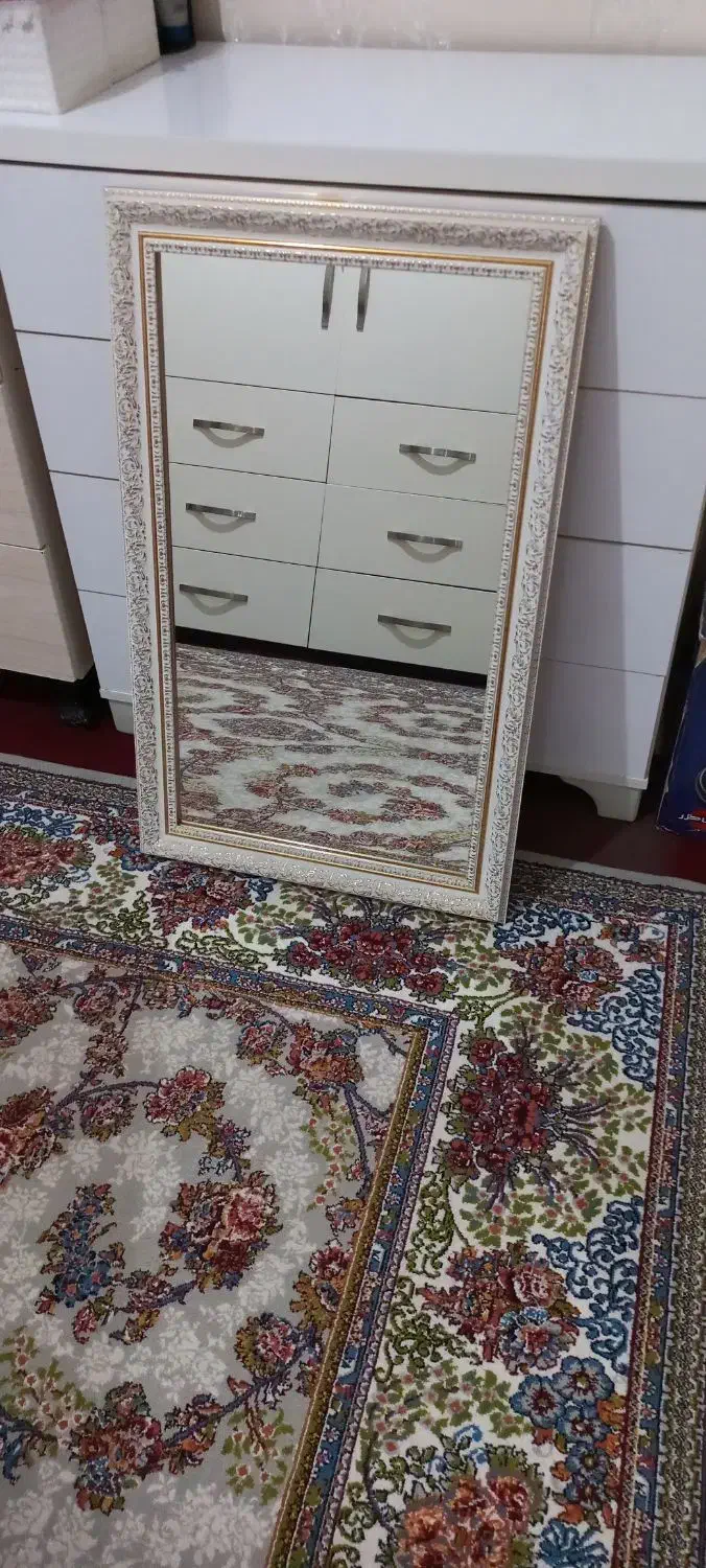 آینه|آینه|قرچک, شهرک مهستان|دیوار