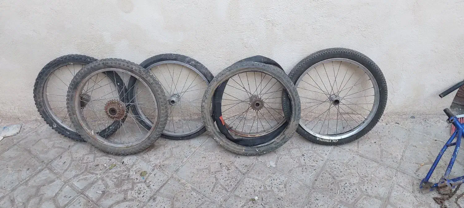 رینگ و لاستیک دوچرخه سایز ۲۰|دوچرخه، اسکیت، اسکوتر|میانه, |دیوار