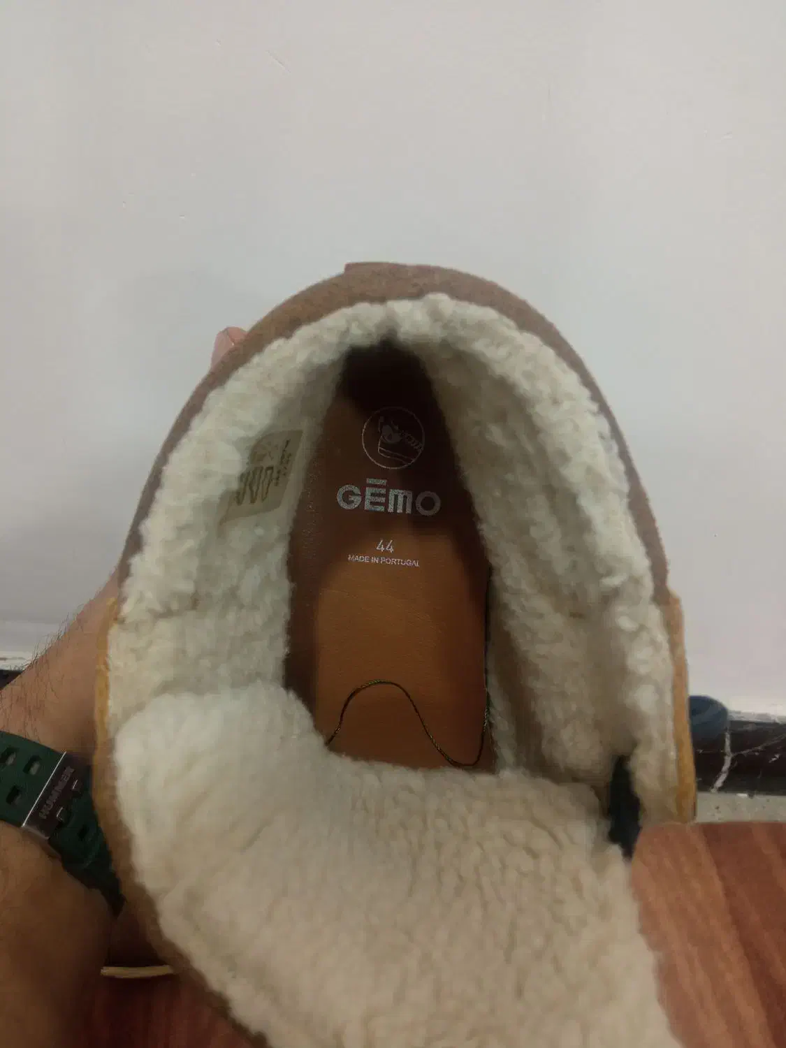 پوتین|کیف، کفش، کمربند|سروآباد, |دیوار