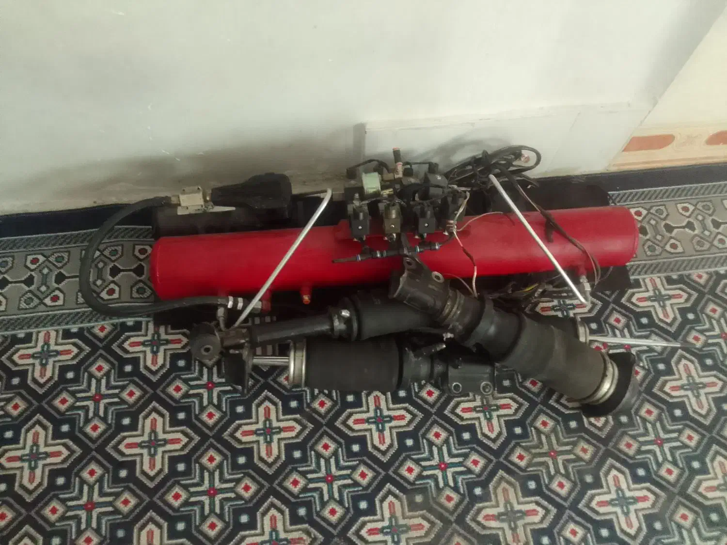 پنتوماتیک|قطعات یدکی و لوازم جانبی|آشخانه, |دیوار