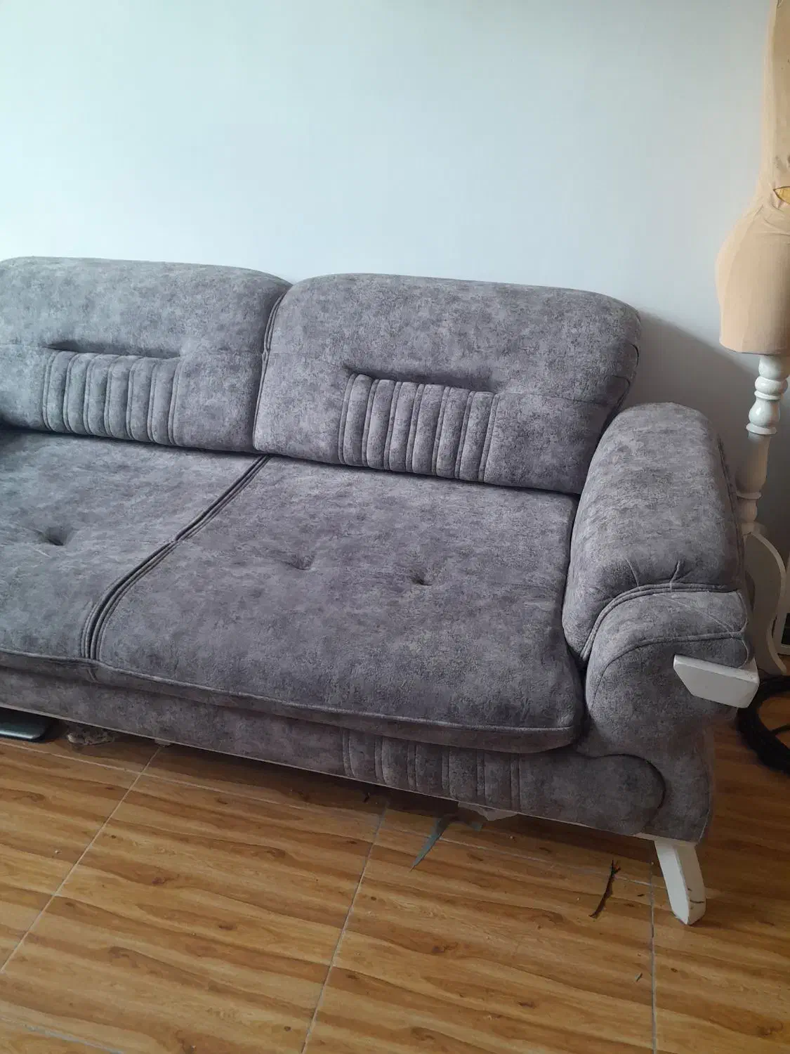 مبل تخت شو ۴ نفره|مبلمان خانگی و میز عسلی|رشت, حمیدیان|دیوار