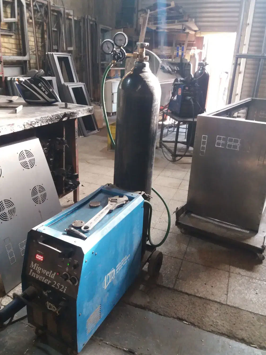 کارگر اقا و مونتاژکار خانم|استخدام صنعتی، فنی، مهندسی|الوند, |دیوار