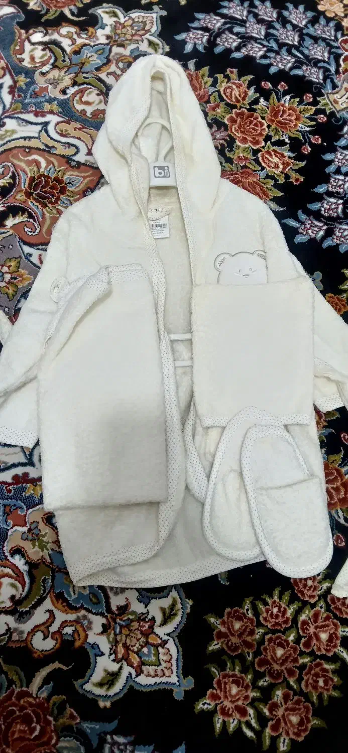 حوله بچه|لوازم حمام|رباط‌کریم, نصیرشهر|دیوار