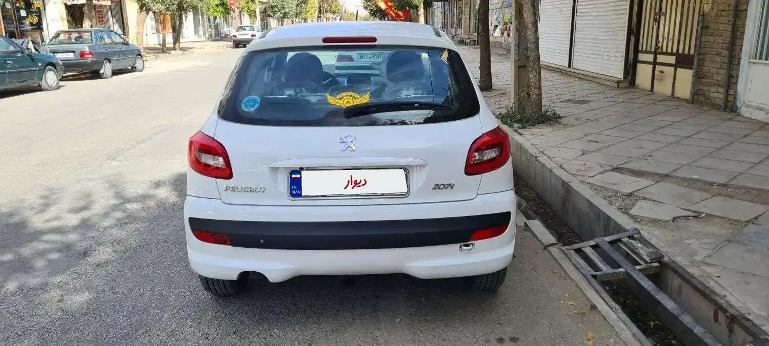 پژو۲۰۷ مدل۴۰۲ سقف فلزفرمان برقی و دارای بیمه بدنه|خودرو سواری و وانت|کبودرآهنگ, |دیوار